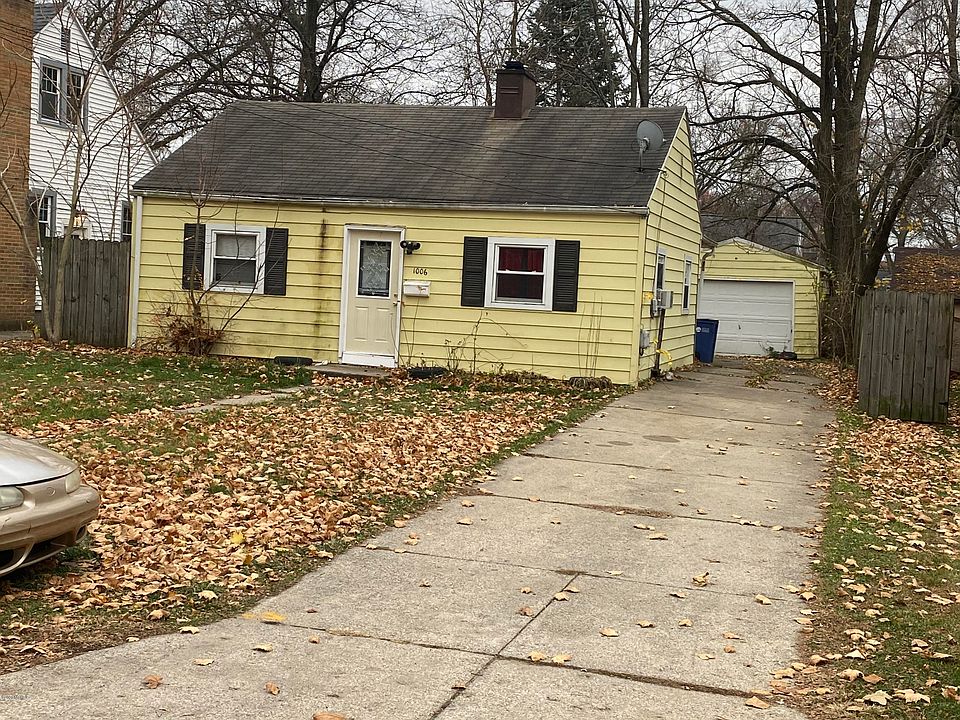 1st image of 1006 Griggs St SE