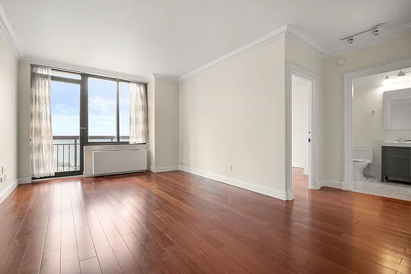 Rented by Compass | media 2