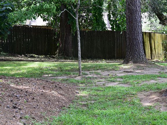 2nd image of 2028 Ted Hines Dr