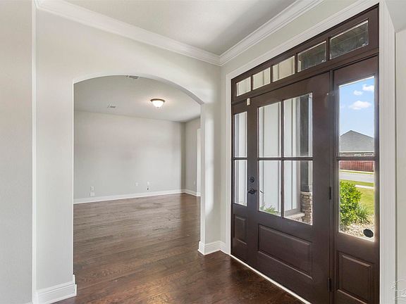 4th image of 8661 Salt Grass Dr