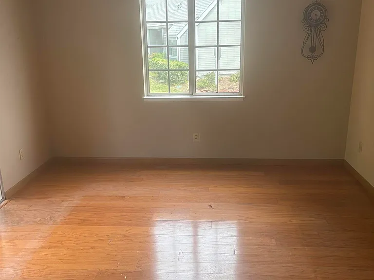 1704 Somerset Pl — Photo 6