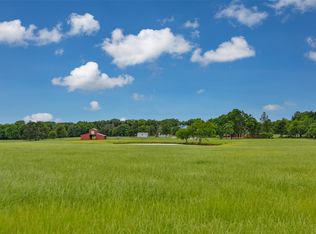 482 Center Hill Rd, Gainesville, TX 76240