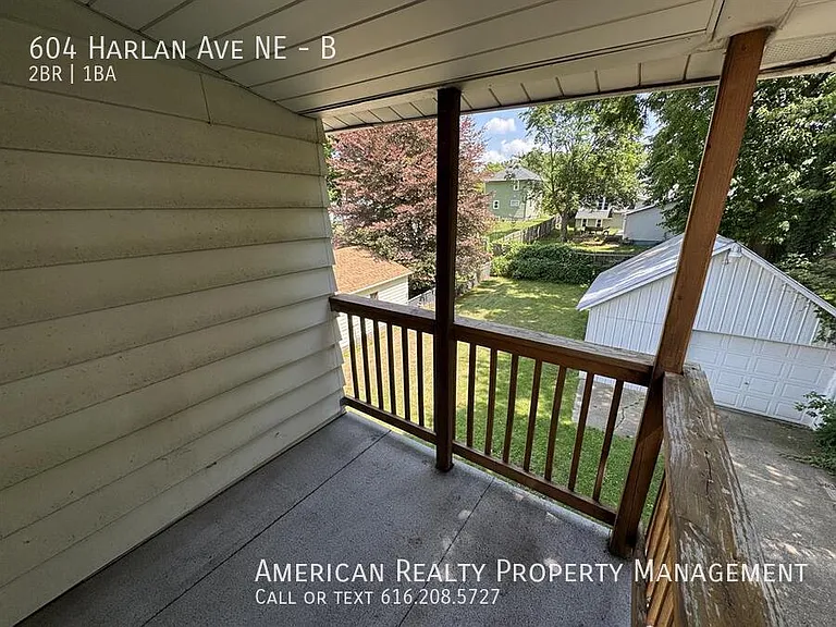 604 Harlan Ave NE #B — Photo 12