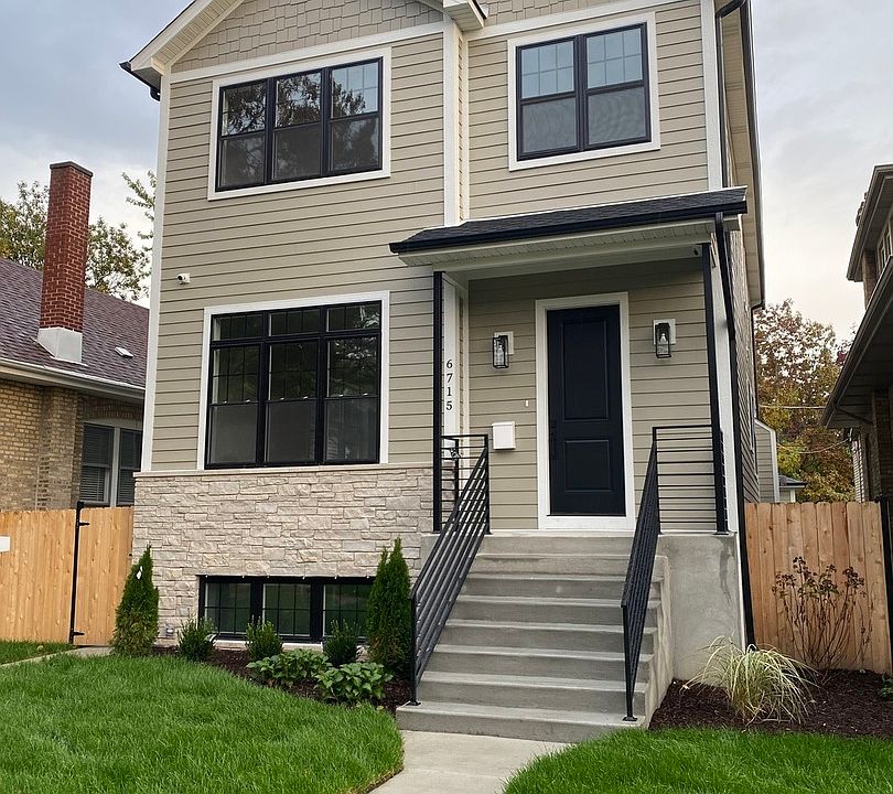 2nd image of 6715 N Olympia Ave