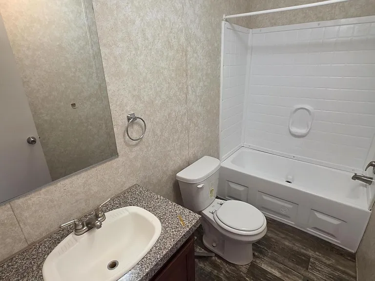 5921 Nadine Rd #M — Photo 8