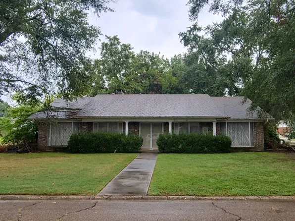 3124 Wood St, Texarkana, TX 75503