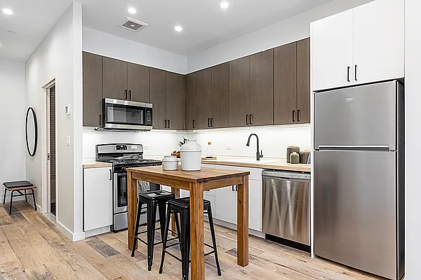 Rented by Living New York | media 28