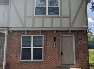 11 Holly Ct APT F, Harrisonburg, VA 22801