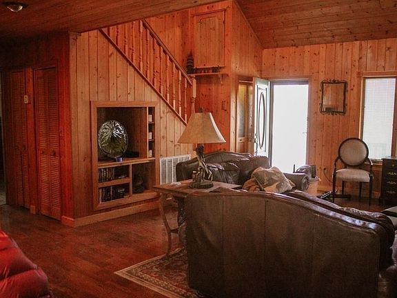 5th image of 200 Kathy Ln