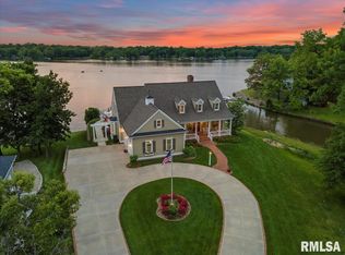 41 Lake Vista Dr, Taylorville, IL 62568