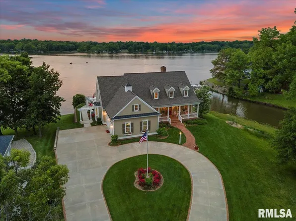 41 Lake Vista Dr, Taylorville, IL 62568