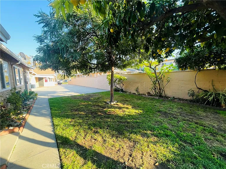 731 S Almansor St — Photo 6