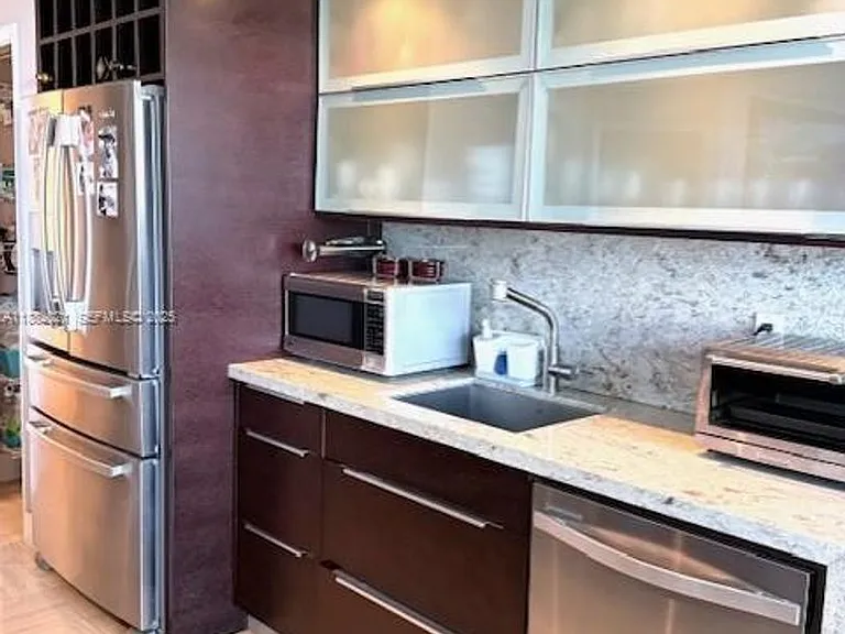 1121 Crandon Blvd #D702 — Photo 1