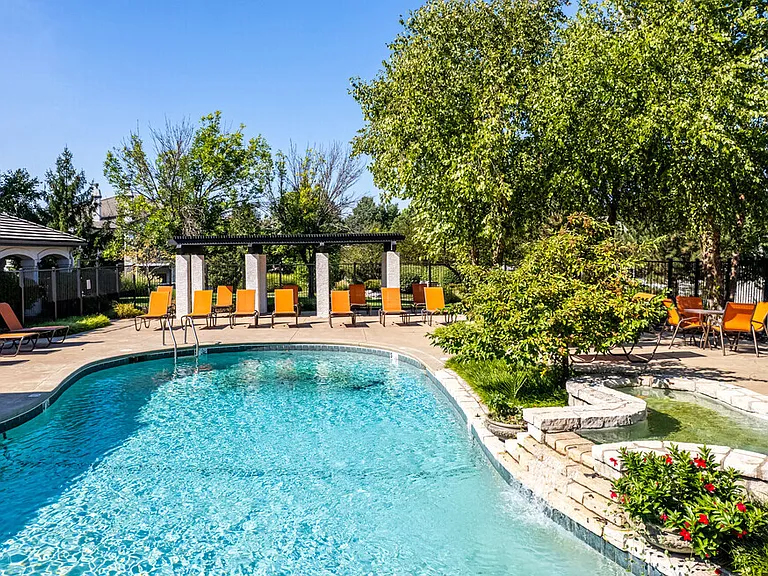 The Lakes at Lionsgate Apartments — Photo 10
