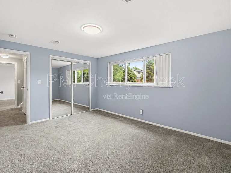 766 W Davies Way — Photo 18