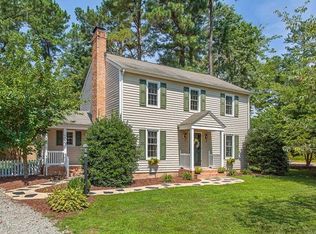 10604 Quarterstaff Ct, North Chesterfield, VA 23235