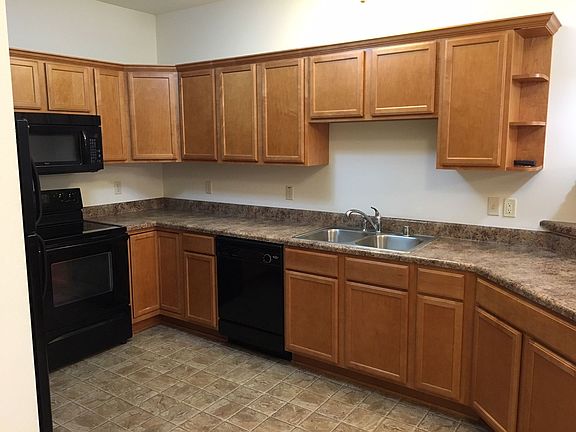 5th image of W197N16925 Stonewall Dr Unit 307