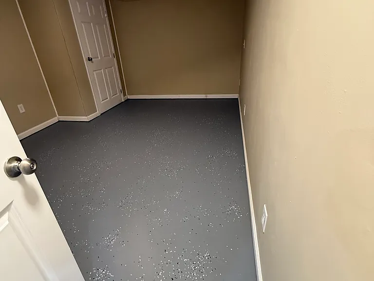 5400 Saint Gabriel Ln — Photo 18