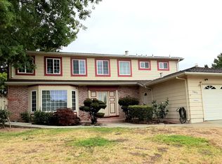 21835 Hyannisport Dr, Cupertino, CA