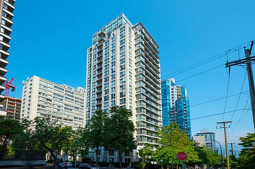 1420 Georgia St W #503 Photo 1
