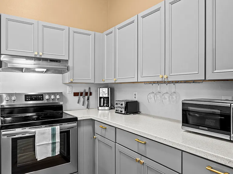 1368 Periwinkle Pl — Photo 7