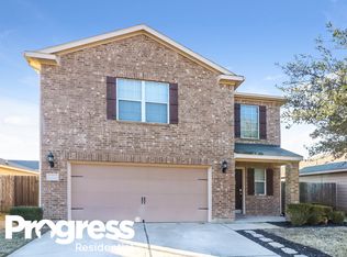 609 Hidden Dale Dr, Fort Worth, TX 76140