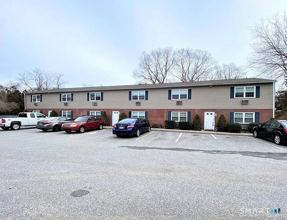 1 bed, 1.0 bath, 700 sqft, $1,450 — Photo 1