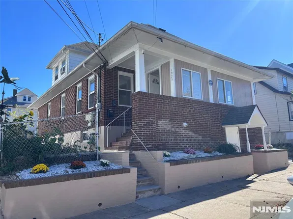 1027 23rd Street, Paterson, NJ 07513