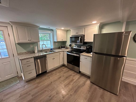 4th image of 31 Gardiner Lane