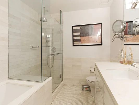 Sold by Sotheby's International Realty | media 18