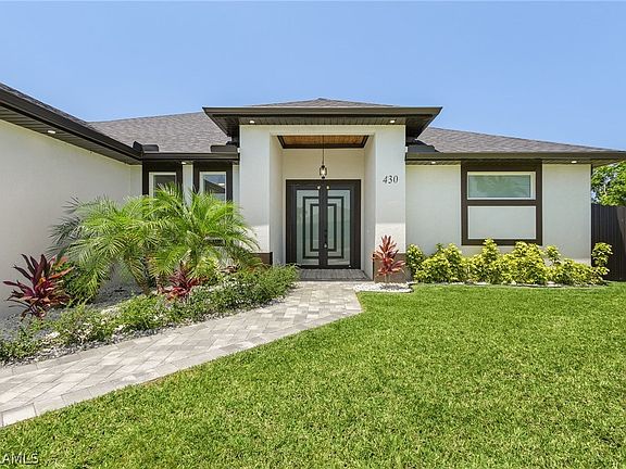 4th image of 430 NE 5th Place Cpe