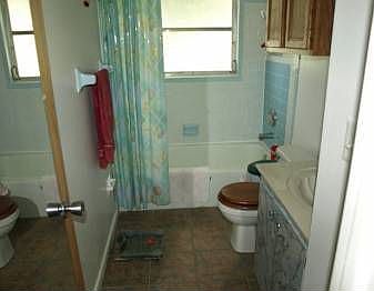 2nd image of 4958 Sherry St