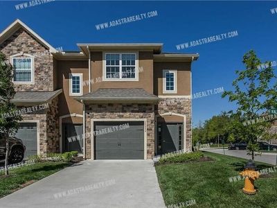 15852 Valley View Dr, Overland Park, KS, 66223