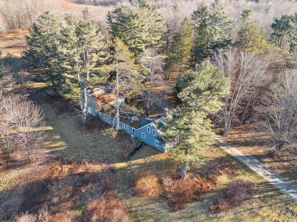 72 Stahl Farm Road, Waldoboro, ME 04572