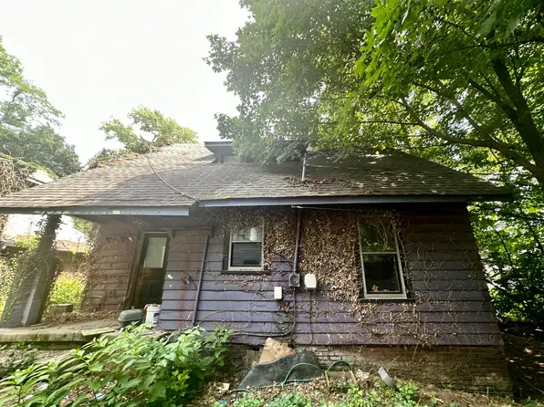 303 Dubois Ave, Crawfordsville, IN 47933