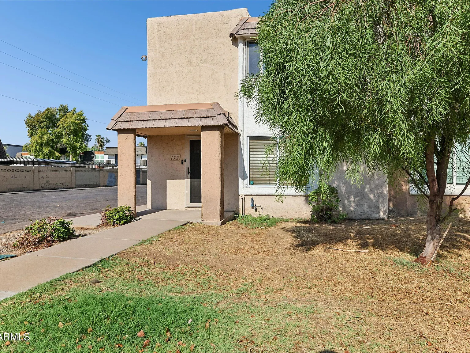 3 bed, 2.5 bath, 1408 sqft, $1,900 — Photo 4