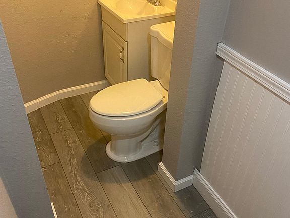 5th image of 78 S 12th St Floor 2