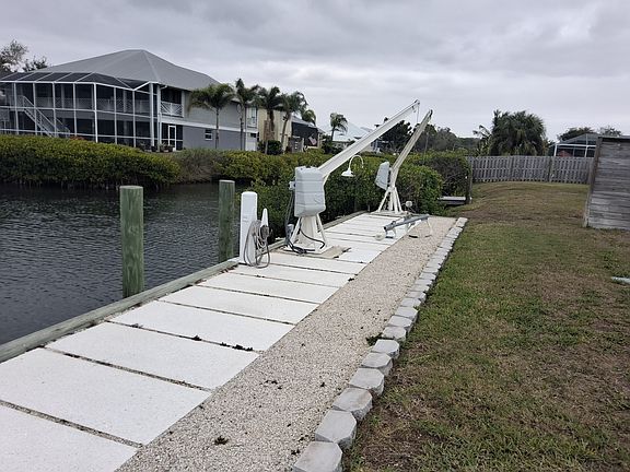 2nd image of 704 Quail Ct
