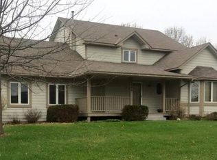 2420 Boulder Ridge Ln, Woodbury, MN 55125