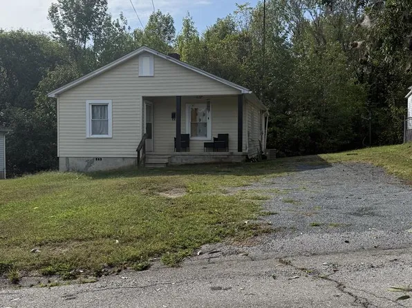830 Edmonds St, Danville, VA 24541