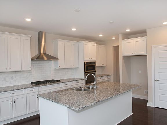 The Ash Lawn G Kitchen