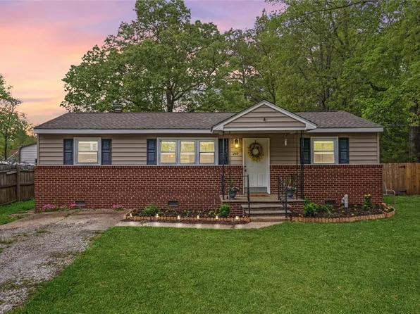 203 Old Seaford Rd, Seaford, VA 23696