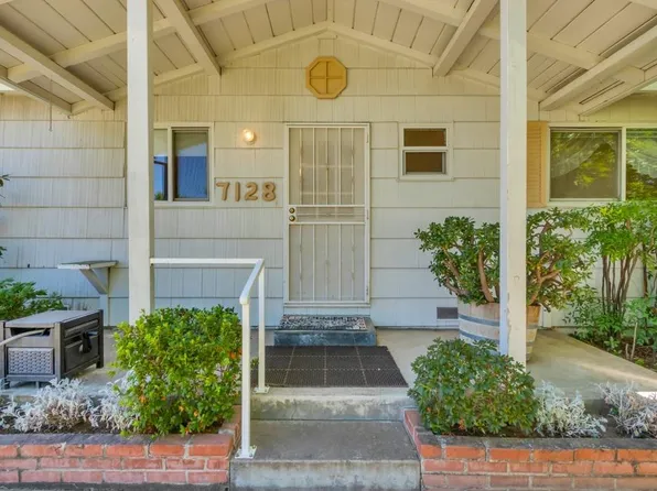 7128 Goodyear Dr, Fair Oaks, CA 95628