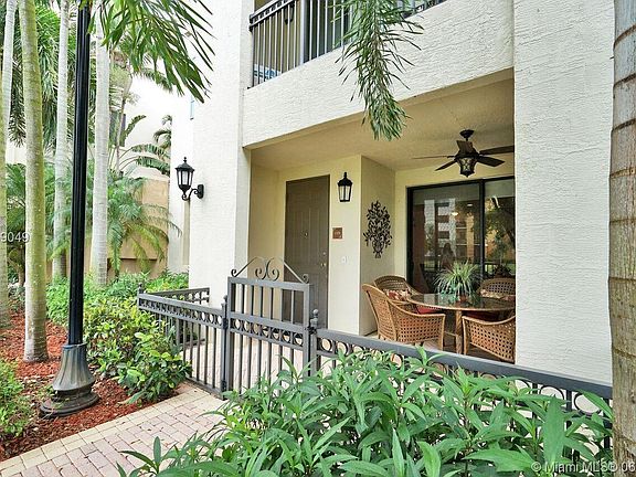 3rd image of 2925 NW 126th Ave APT 102-1