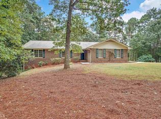 140 Sheffield Ct, Fayetteville, GA 30215