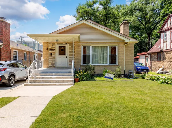 10218 S Wood St, Chicago, IL 60643
