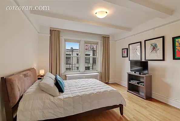 Sold by Corcoran | media 14