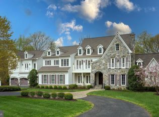 10616 Good Spring Ave, Great Falls, VA 22066