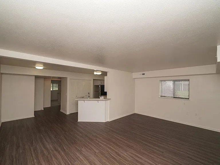 Arbor Lakes Apartments — Photo 47