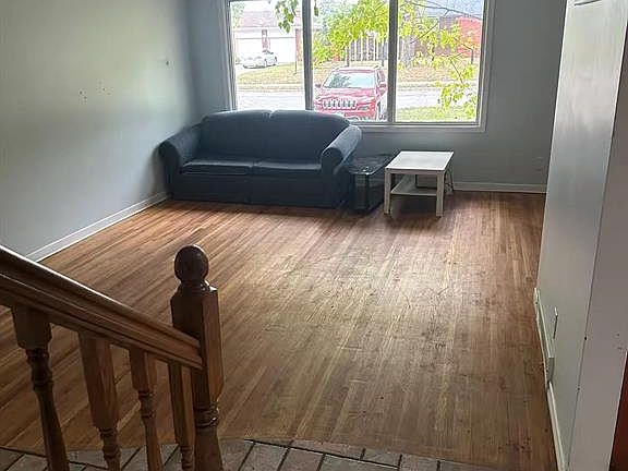 3rd image of 3309 Rankin Ave